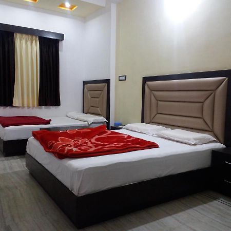 Hotel Vinayaka Nāthdwāra Exterior foto